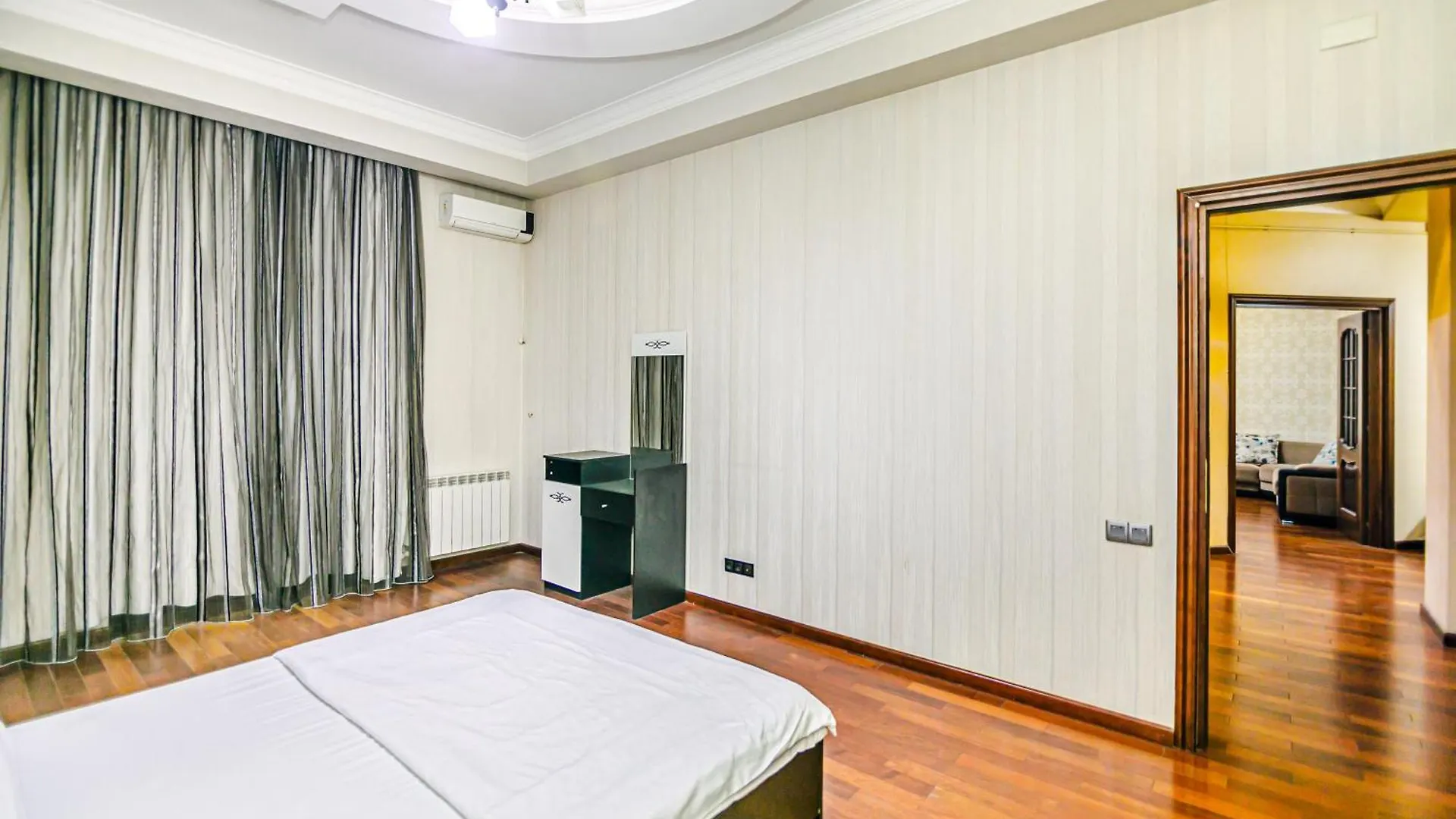 F1 Track Sea View Hotelapartment Barbaris Baku 0*,