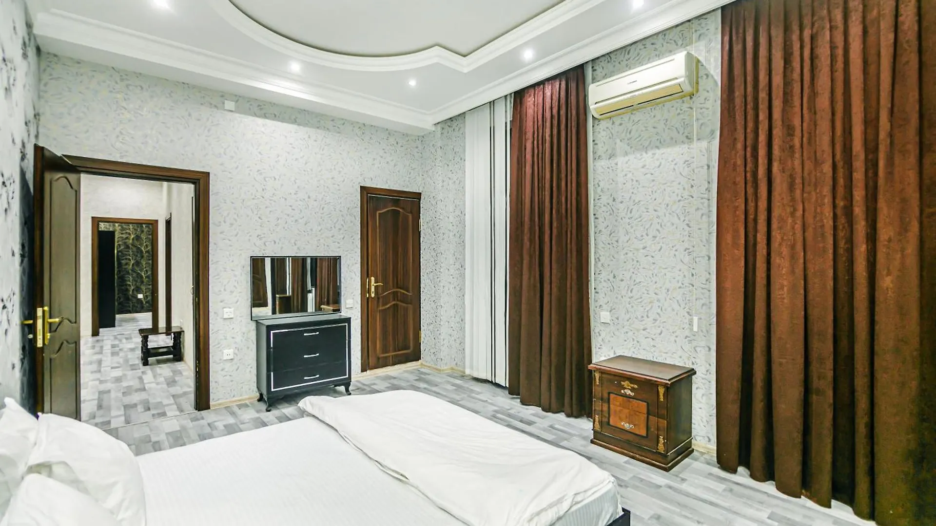 F1 Track Sea View Hotelapartment Barbaris Bakoe 0*,