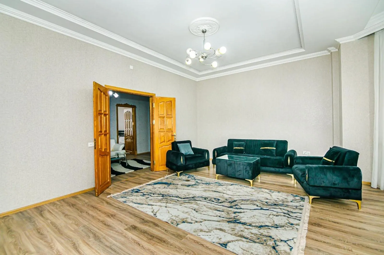 F1 Track Sea View Hotelapartment Barbaris Bakoe Appartement